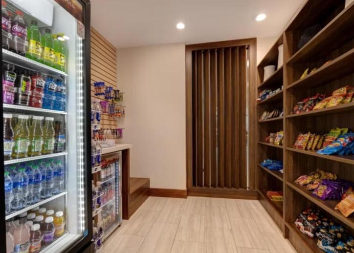 Express & - Detroit - By Ihg Hotel Dearborn