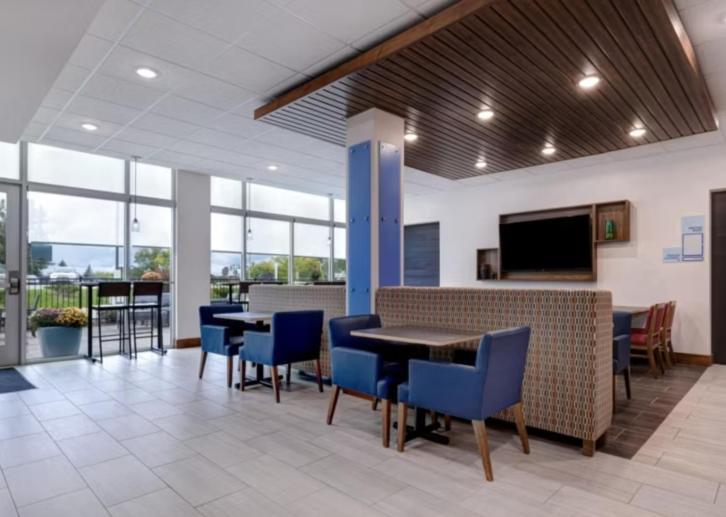 Hotel Express & - Detroit - By Ihg