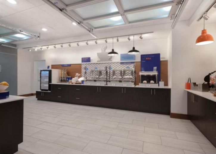 Hotel Express & - Detroit - By Ihg